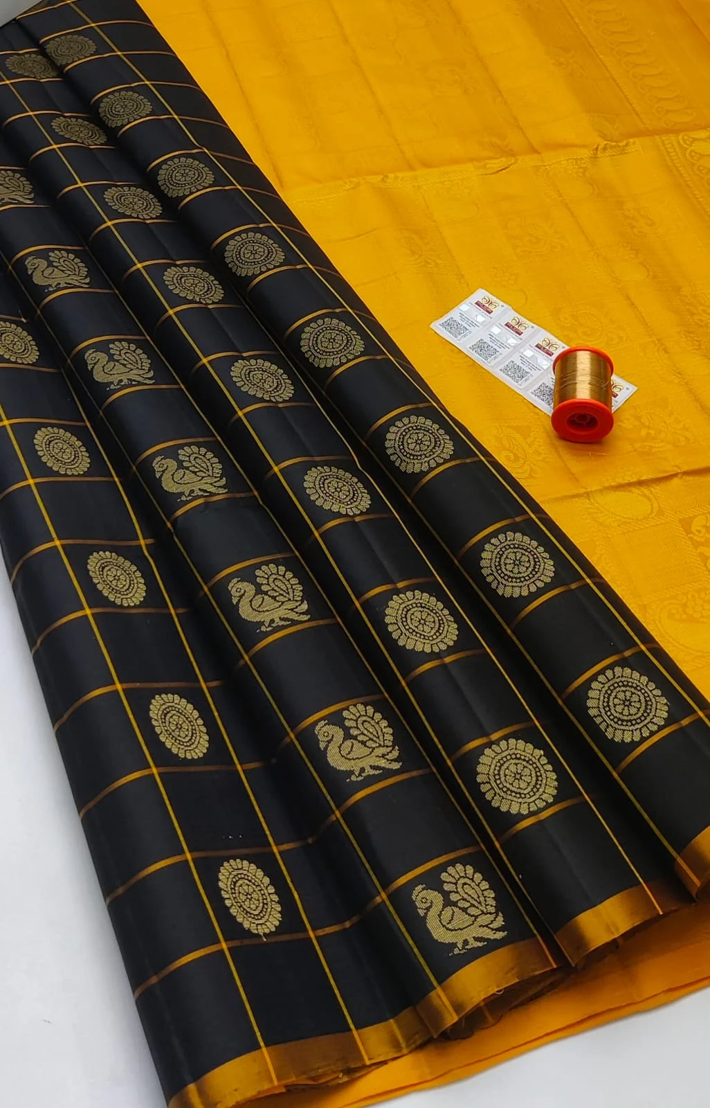 Wine Purple with Mustard Yellow Checked Pattern Kanchipuram Pure Silk Saree